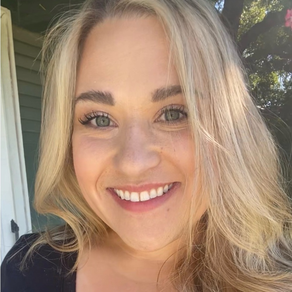 Meet your Posher, Angelle